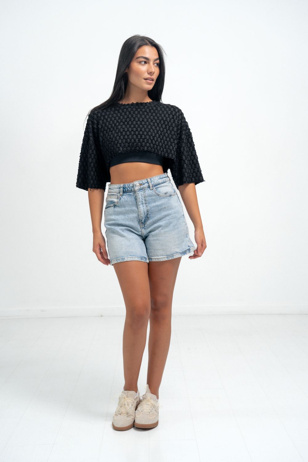 Form Crop Top Half Sleeve