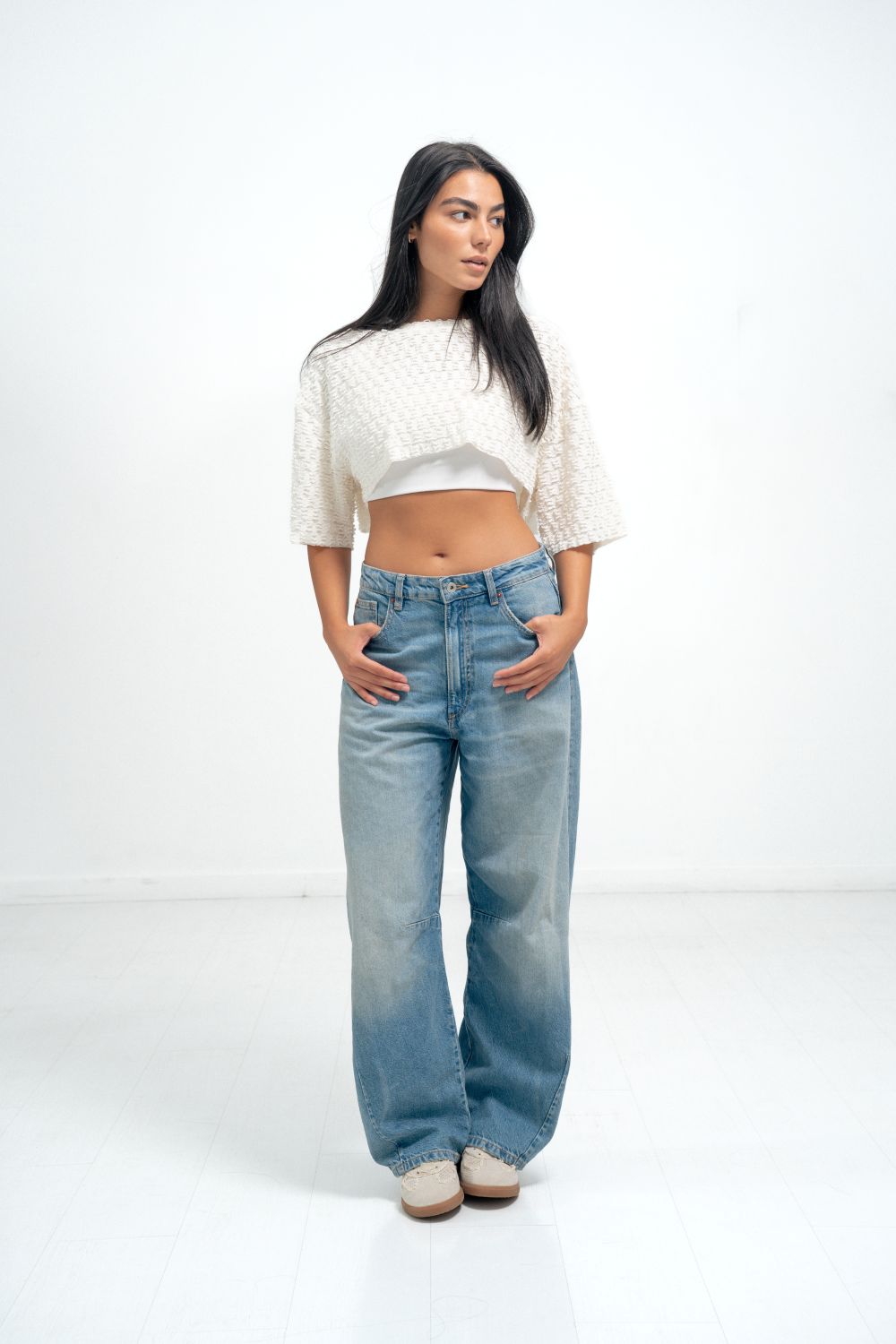 Form Crop Top Half Sleeve