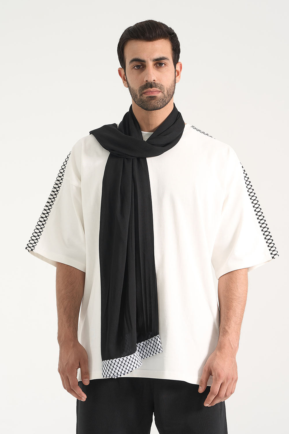 Black or White Skinny Scarf